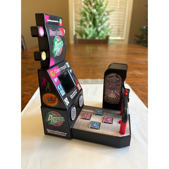 MINI Boardwalk Arcade Dane Dance Revolution Micro Video Game Cabinet & Galaga - Picture 4 of 9
